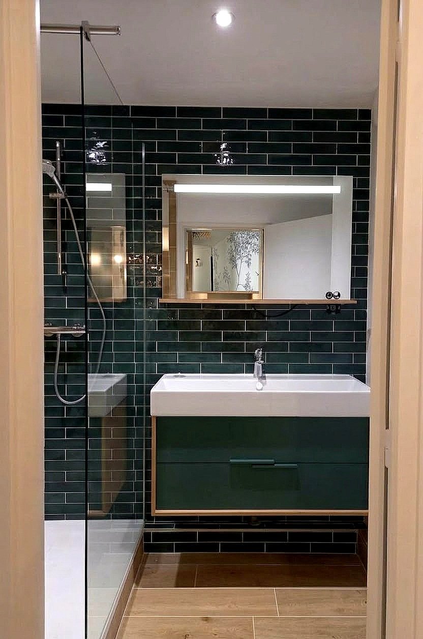 Salle d’eau – carrelage vert Salle d’eau – carrelage vert