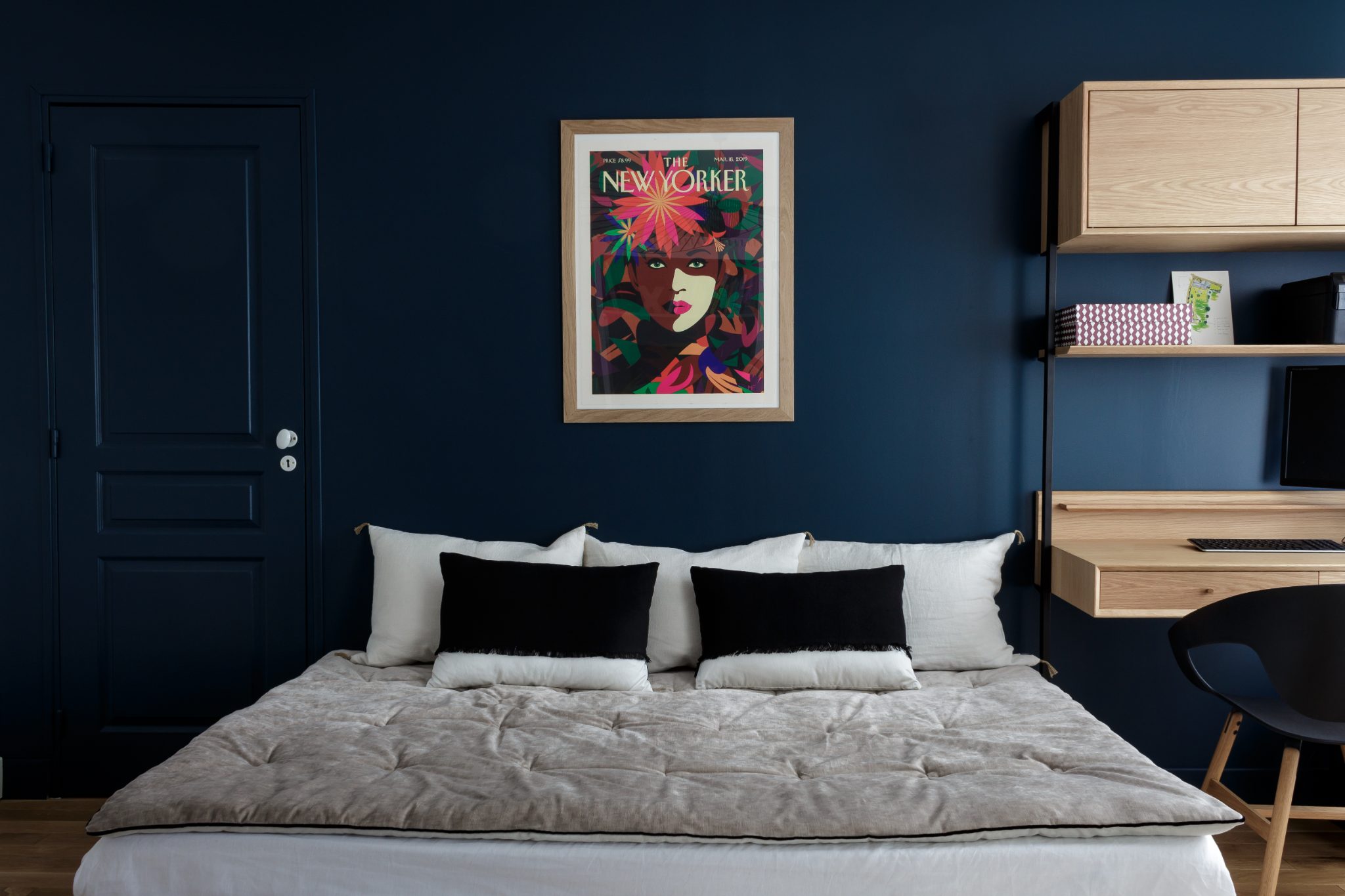 Chambre bleu nuit – bureau mural Chambre bleu nuit – bureau mural