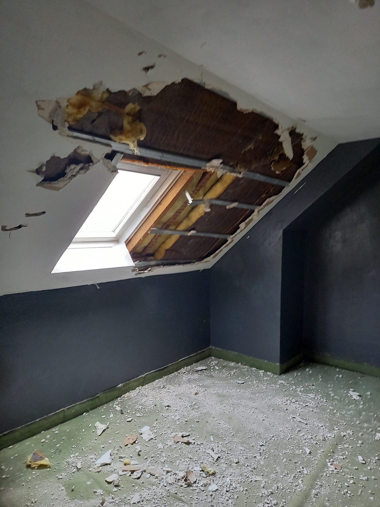 Pendant les travaux – chambre sous combles Pendant les travaux – chambre sous combles