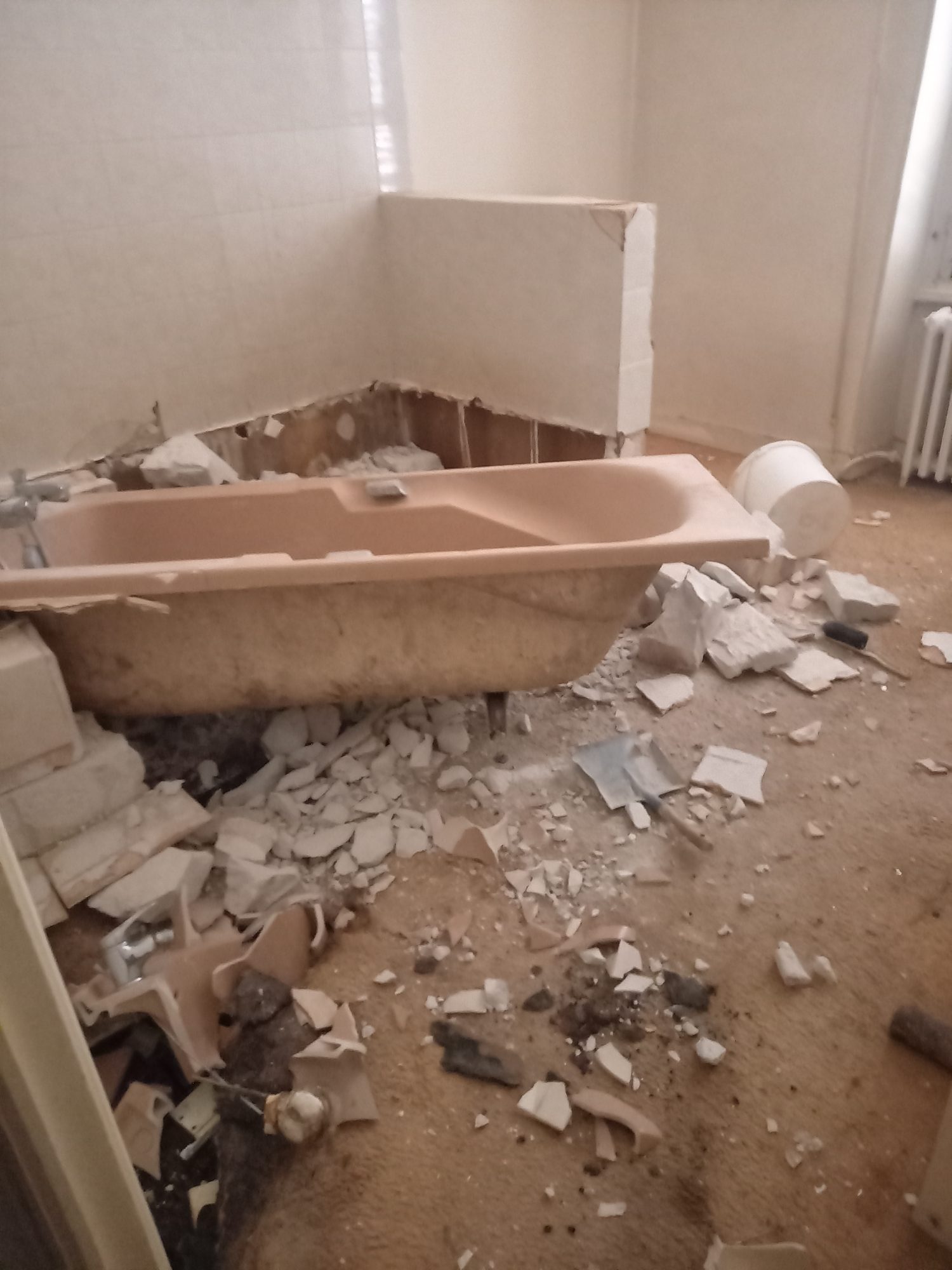 Pendant les travaux – salle de bain Pendant les travaux – salle de bain